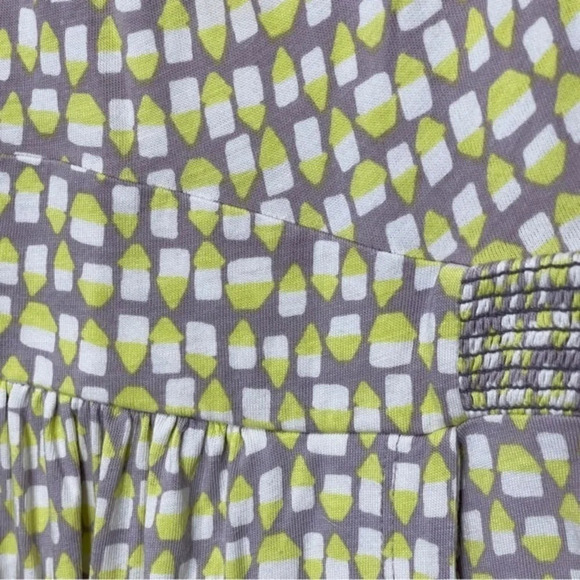 Boden Casual Weekend Jersey Dress Green Grey Pattern Size 4P - Picture 3 of 6